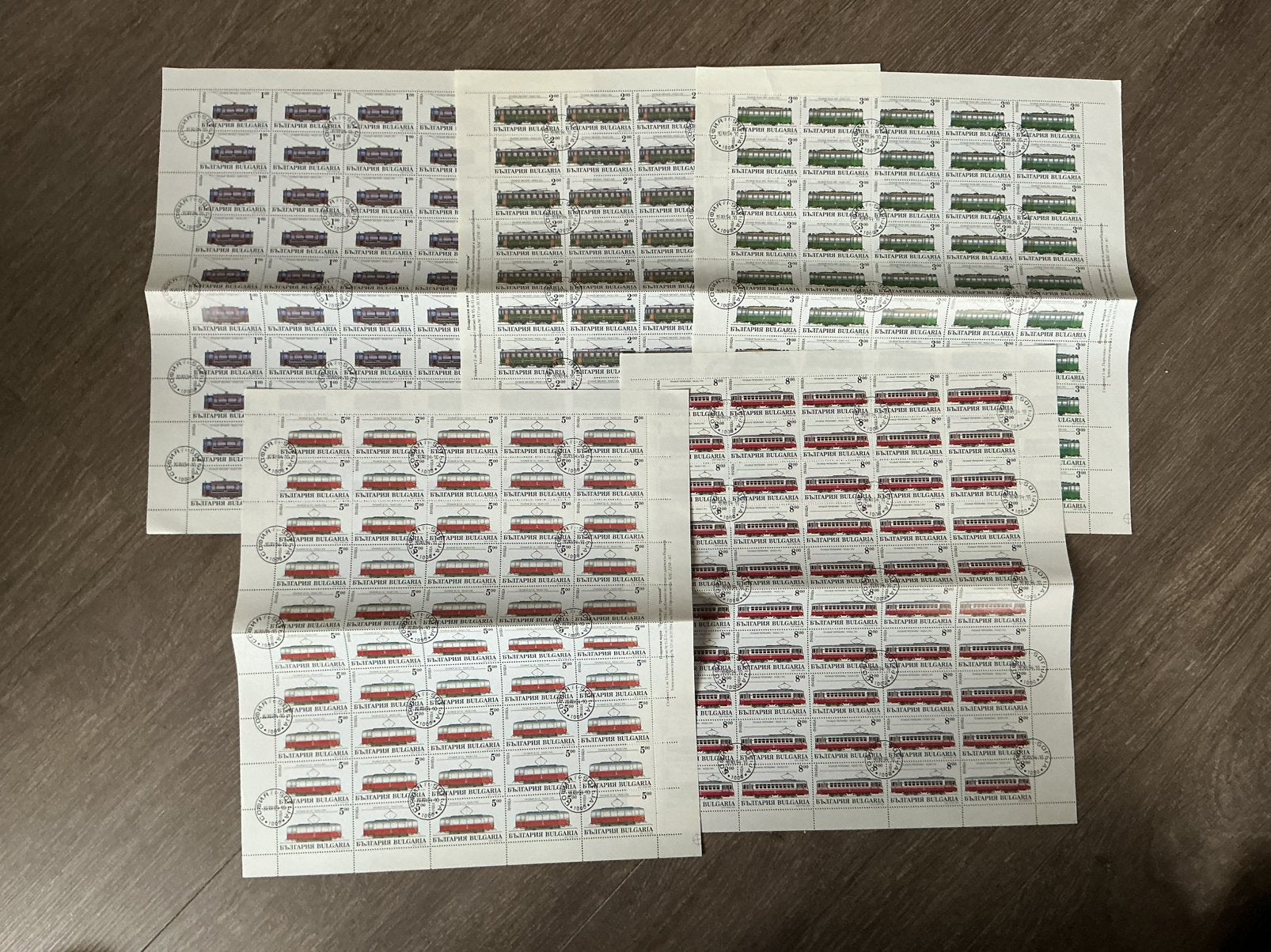 30 complete vellen treinen en auto’s, Ophalen of Verzenden, Buitenland