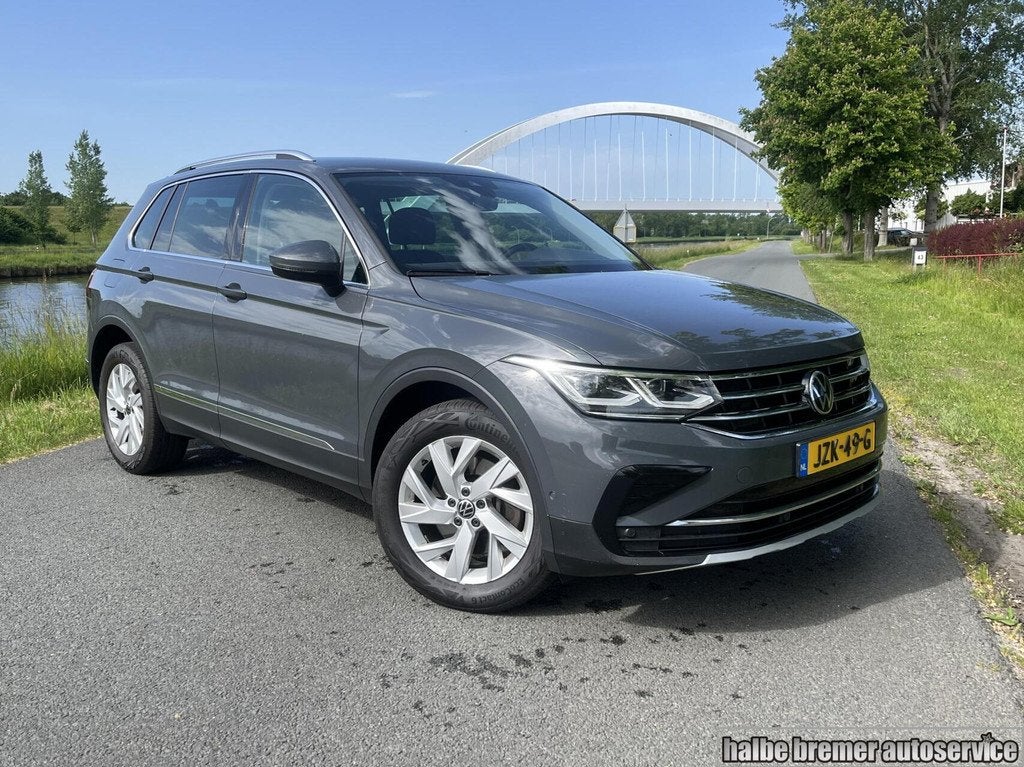Volkswagen Tiguan 1.4 TSI eHybrid Business R | Trekhaak|ACC|, Euro 6, 4 cilinders, Hybride Elektrisch/Benzine, SUV of Terreinwagen