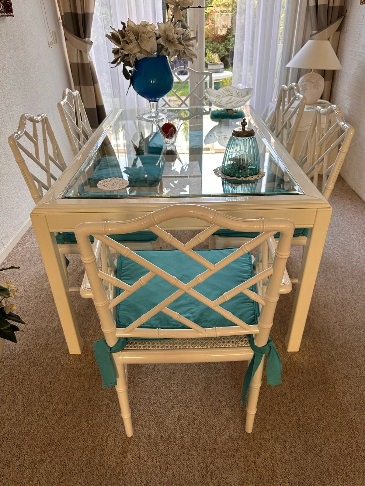 Elegante Witte Eetkamerset met Glazen Blad en 6 Stoelen, Ophalen, Gebruikt, Romantisch, 50 tot 100 cm