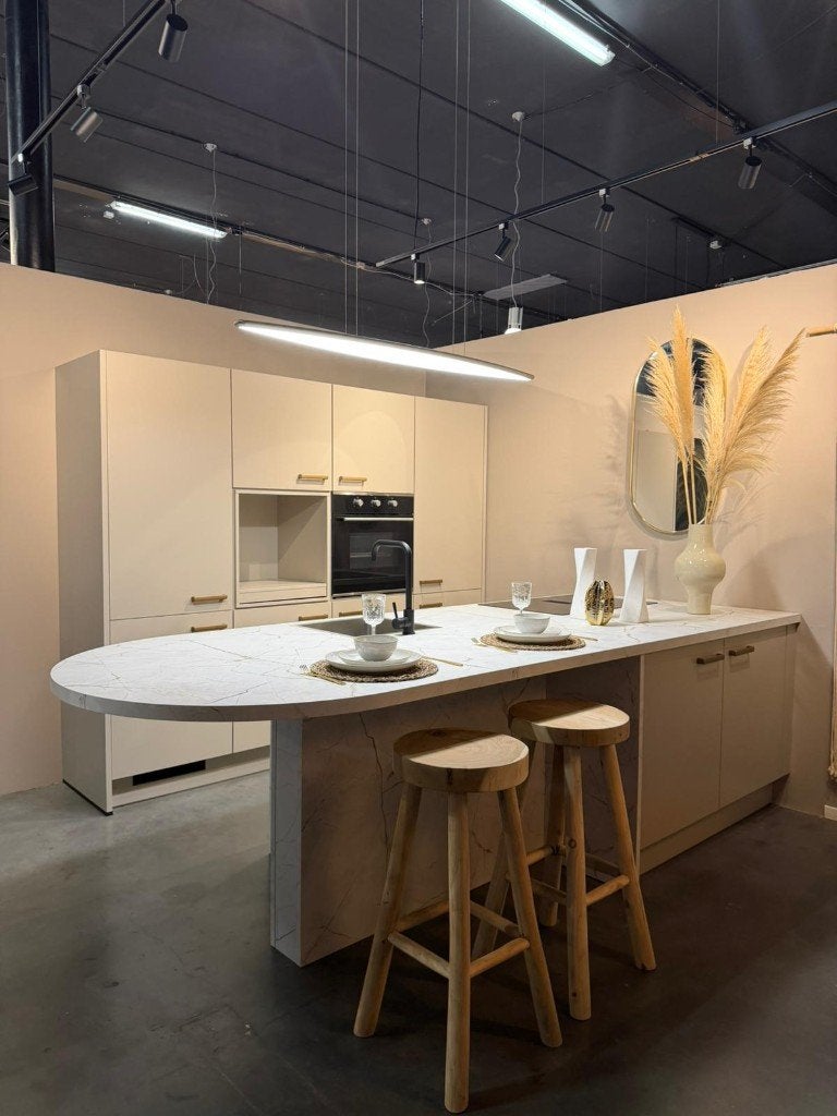 Showroomkeuken uitverkoop!! – Compleet met app – Keuken Dewi, Ophalen of Verzenden, Nieuw, Overige typen, Greeploos