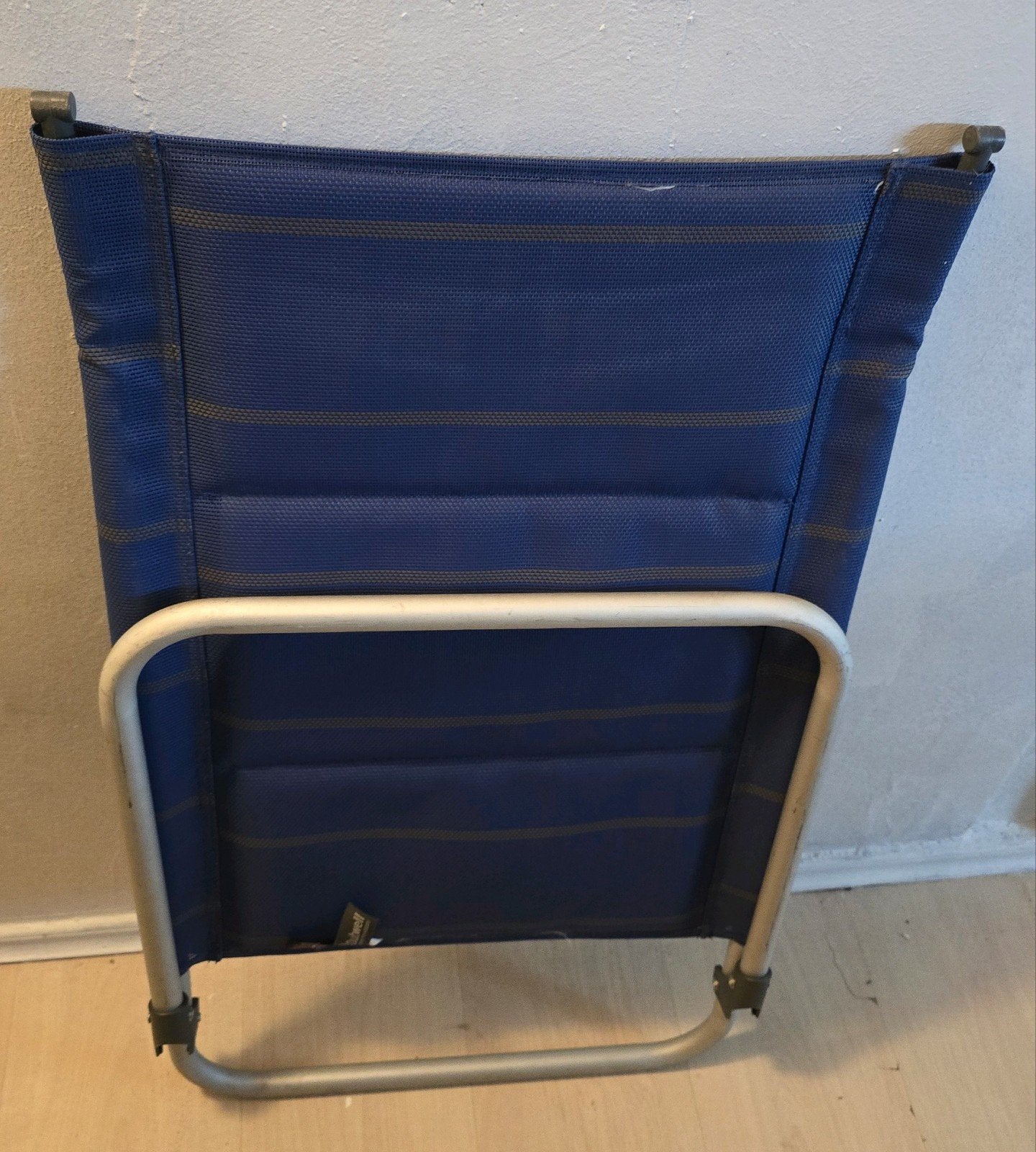 outwell voetensteun voor outwell camping stoel, Ophalen, Gebruikt, Campingstoel