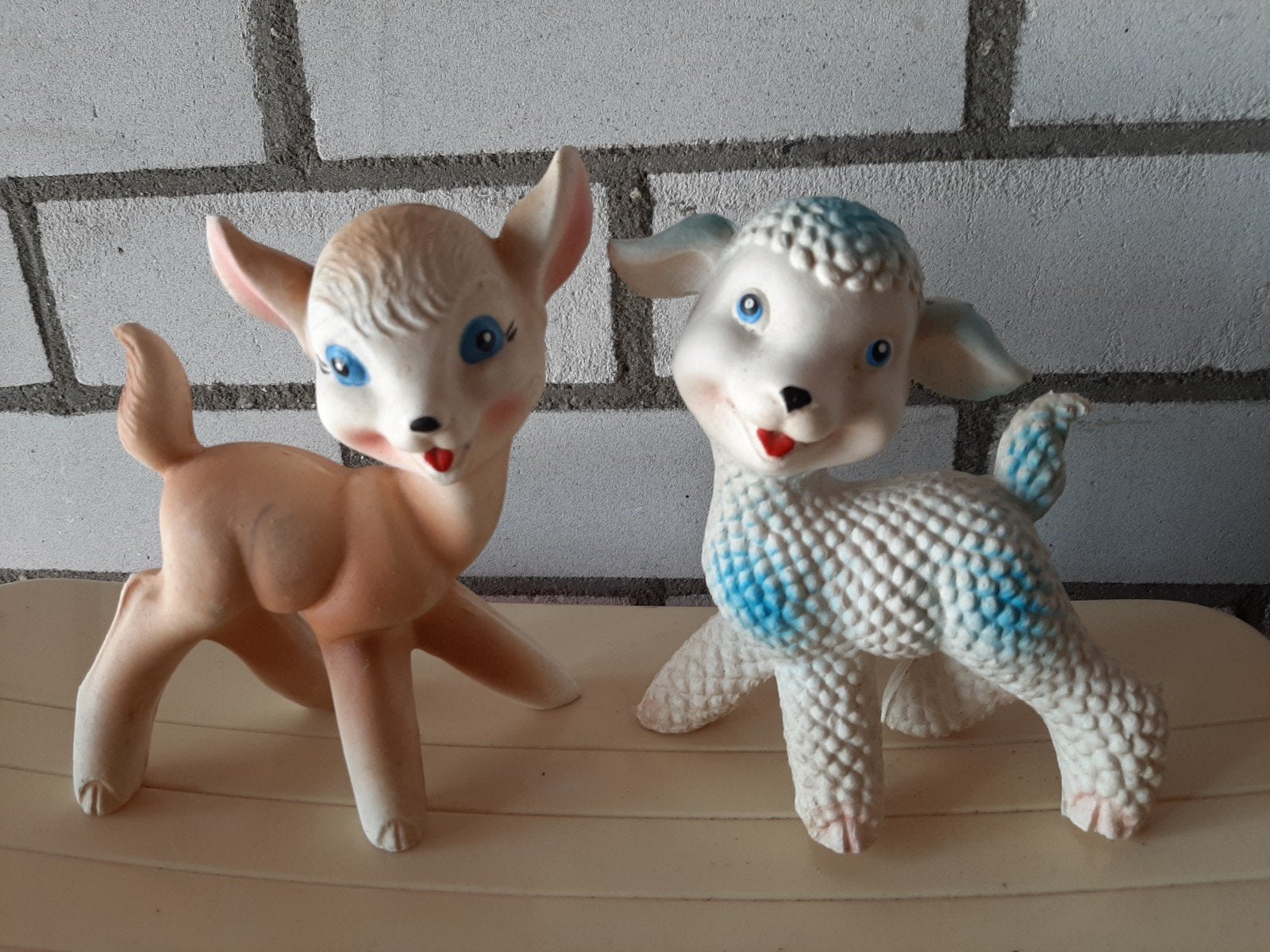 Vintage piepbeestjes: hert en schaap, Ophalen of Verzenden, Gebruikt, Overige typen, Met geluid