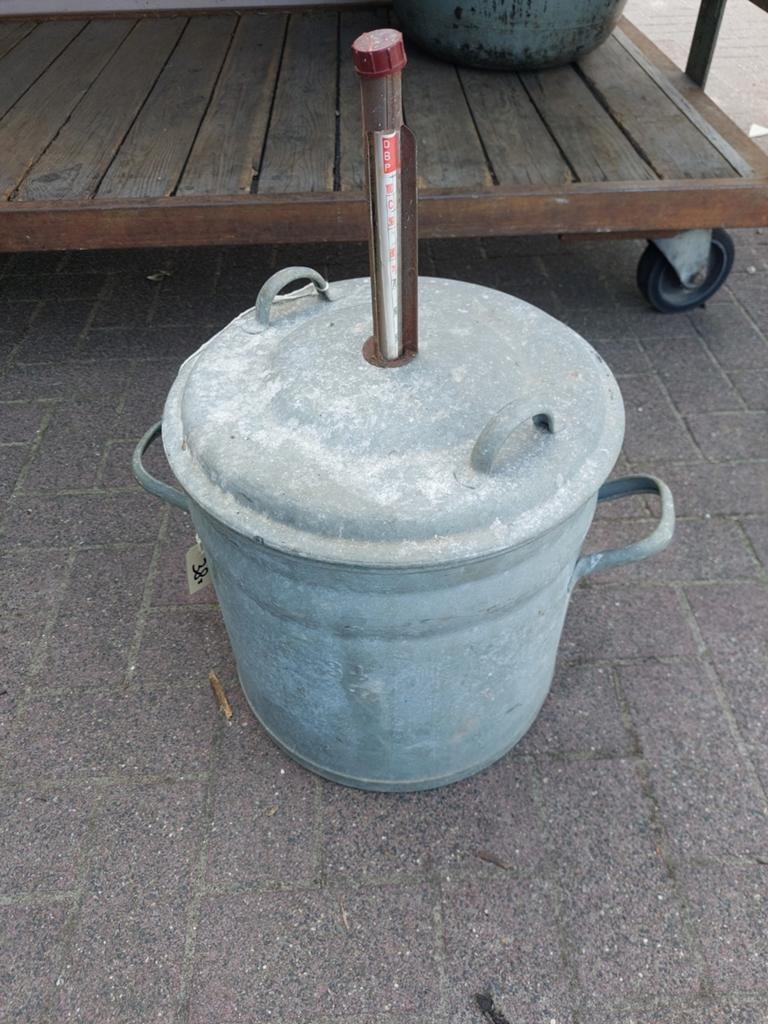Oude zinken weckketel / weckpan met thermometer, Ophalen