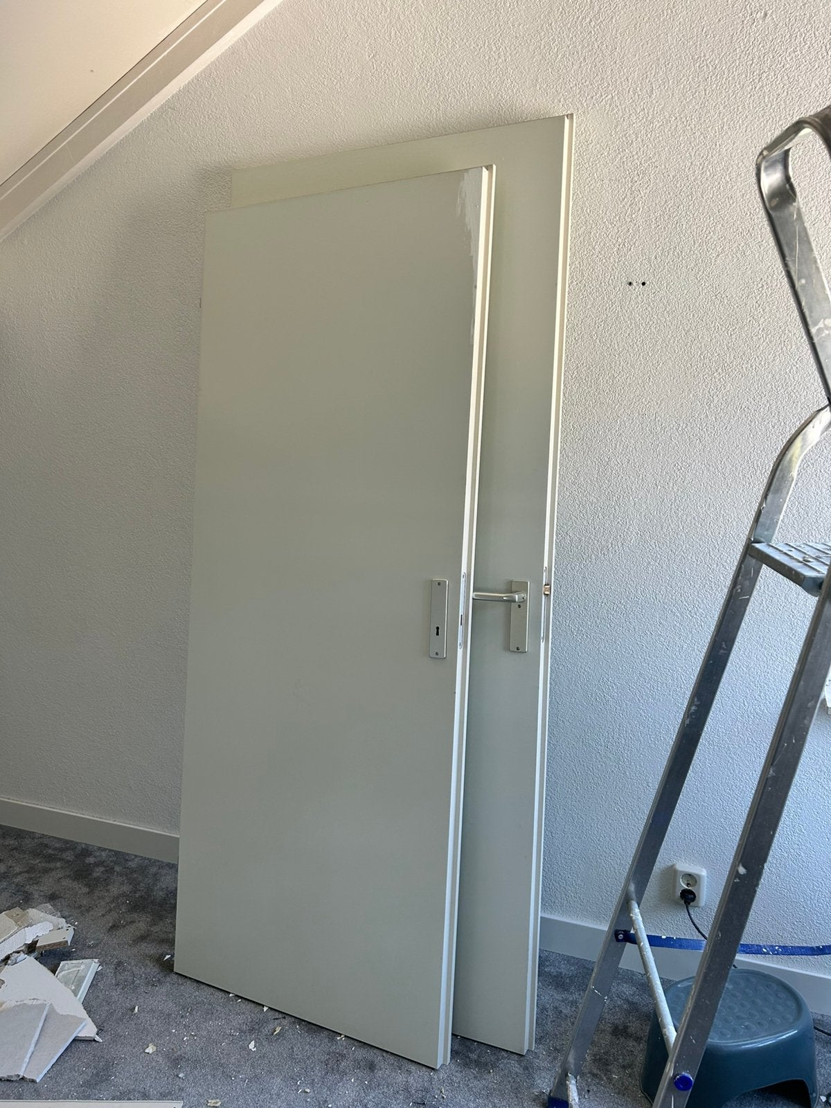 Gratis af te halen: 2 binnendeuren, Ophalen, Gebruikt, Binnendeur, 200 tot 215 cm