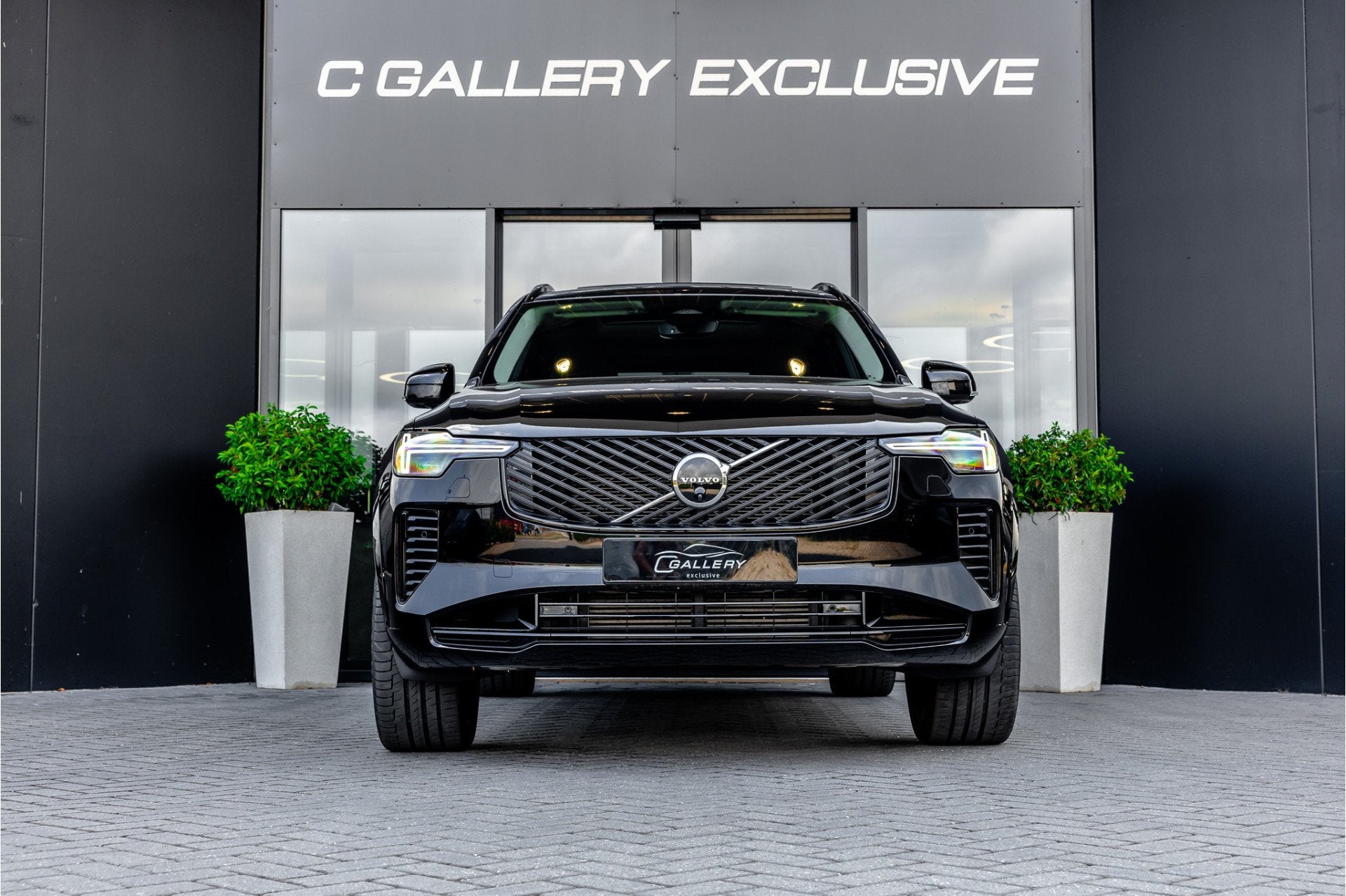 Volvo XC90 2.0 T8 Plug-in hybrid AWD Plus Bright - Panorama, Dealer onderhouden, Gebruikt, 4 cilinders, 1969 cc