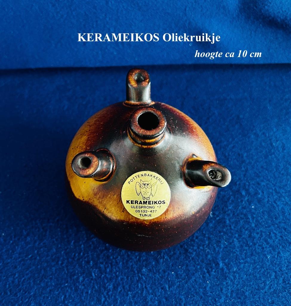OlieKruikje KERAMEIKOS Tijnje Keramiek Geglazuurd, Ophalen