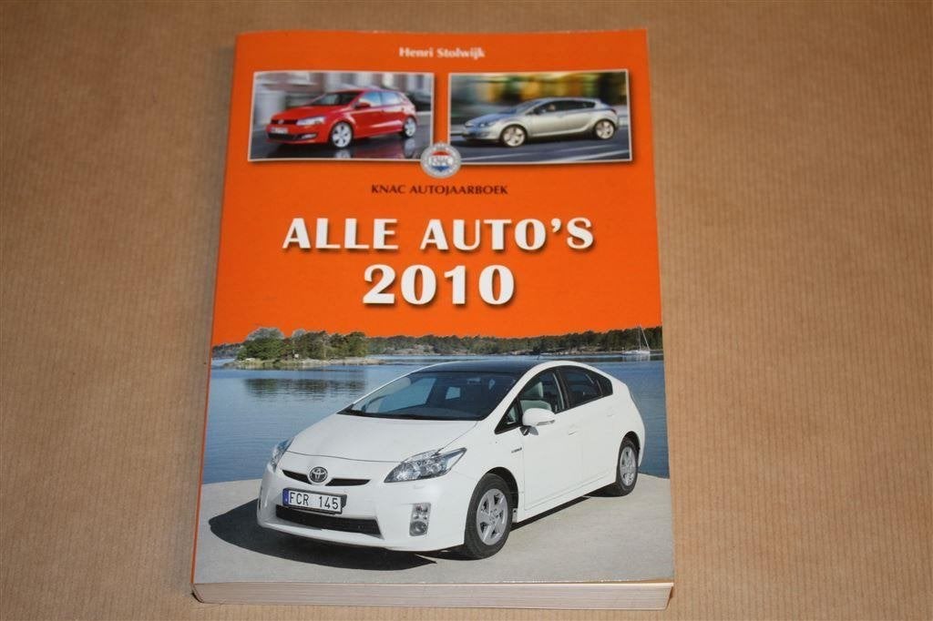 Alle auto's 2010. Knac Autojaarboek., Ophalen of Verzenden, Gelezen, Algemeen