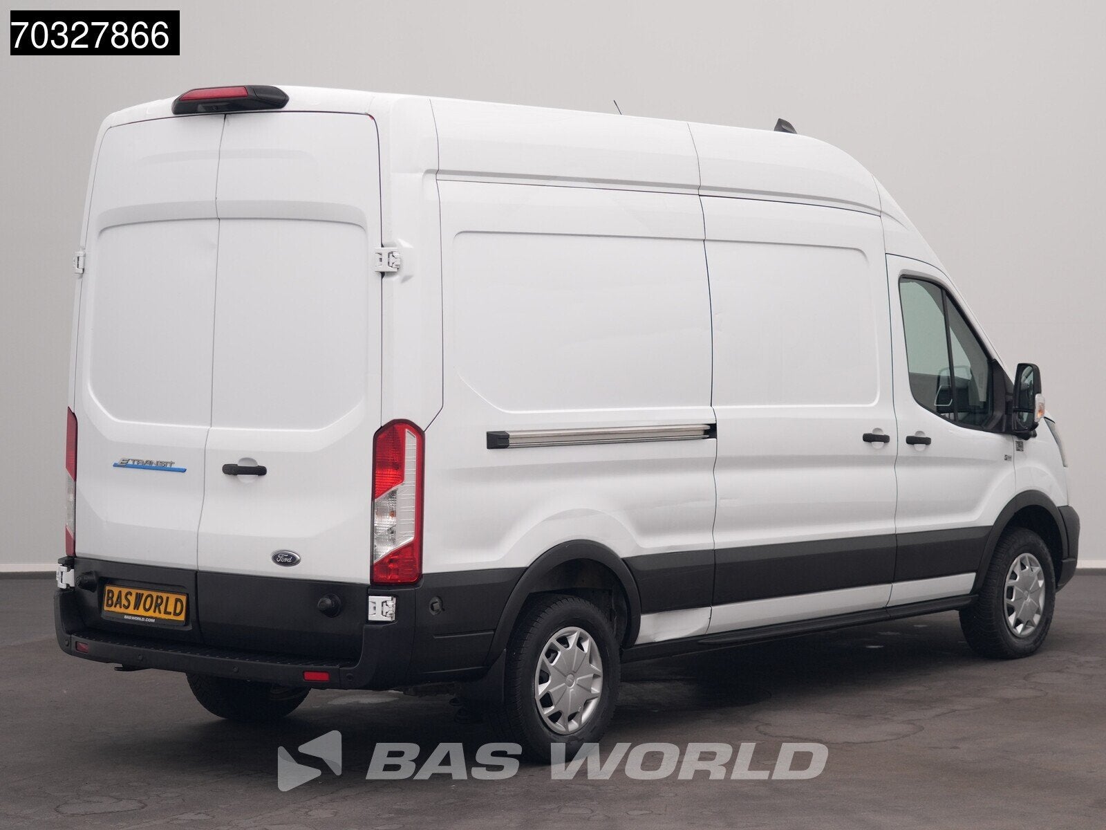 Ford e-Transit 184pk Elektrisch 68kWh 317km WLTP L3H3 Hoog D, Auto's, Automaat, Stof, Gebruikt, Multifunctioneel stuurwiel