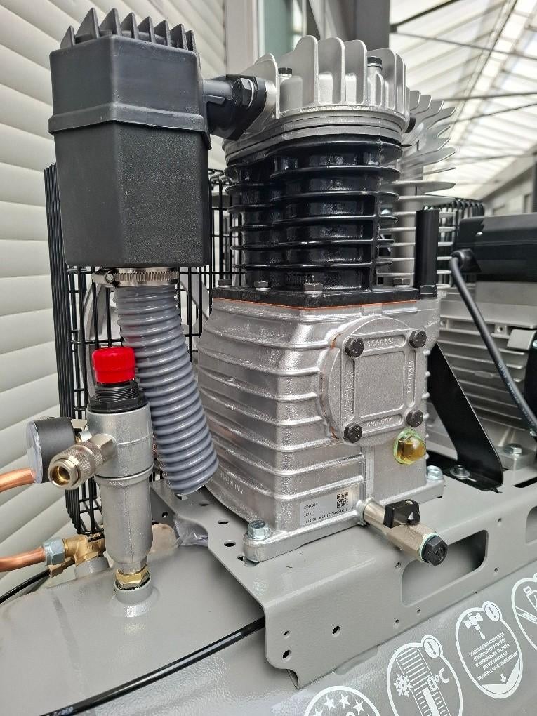 Airpress compressor 3PK 100ltr Nieuw, Doe-het-zelf en Verbouw, Compressors, Ophalen, 6 tot 10 bar, Nieuw, 25 tot 100 liter