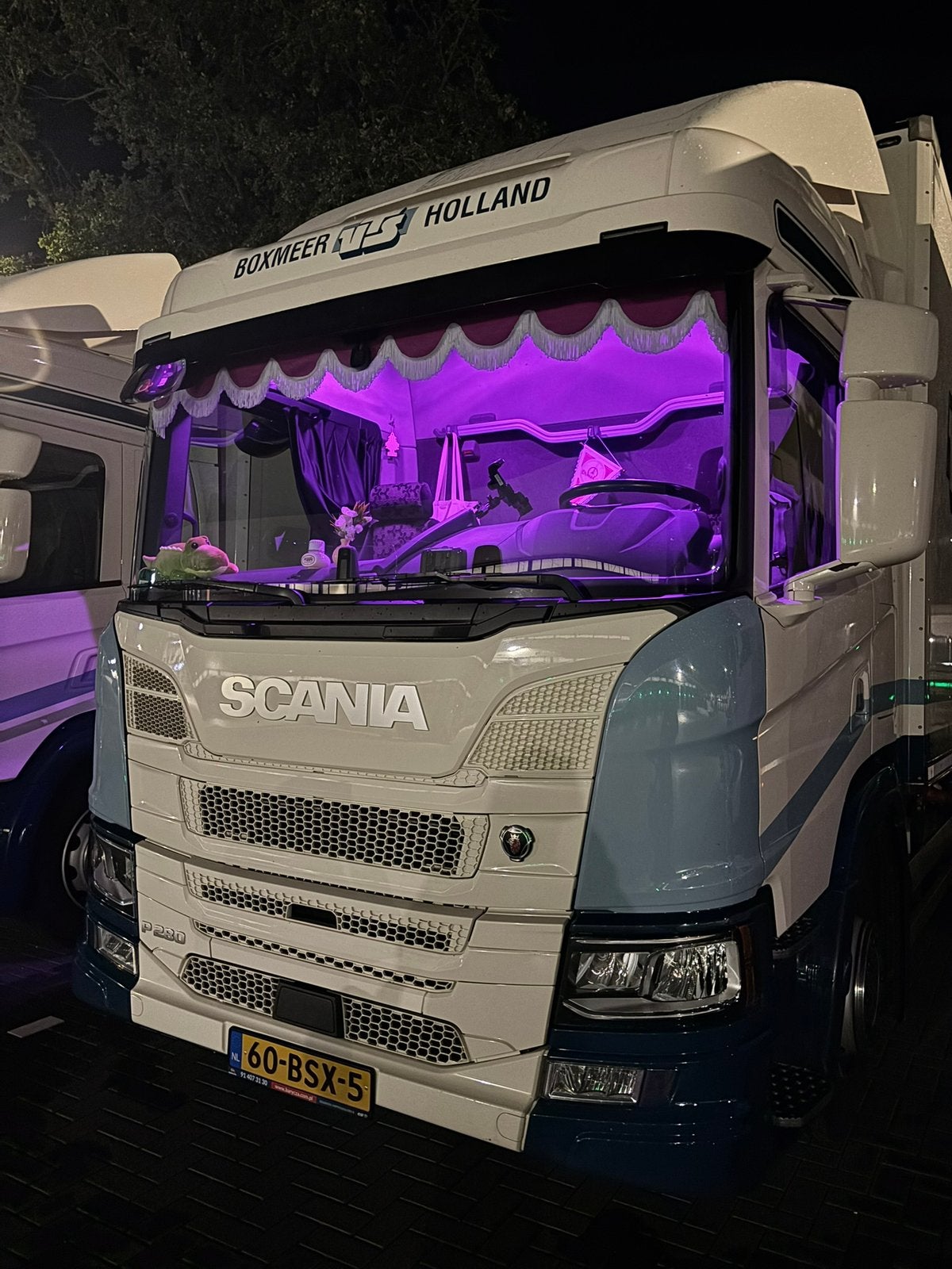 Raamband met interieurverlichting roze, Ophalen of Verzenden, Nieuw, Volvo