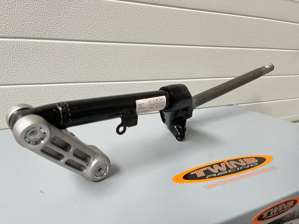 Voorvork / Vespa Sprint Vork orig. 1C0003975  € 249.95, Ophalen, Nieuw, Overige typen, Vespa