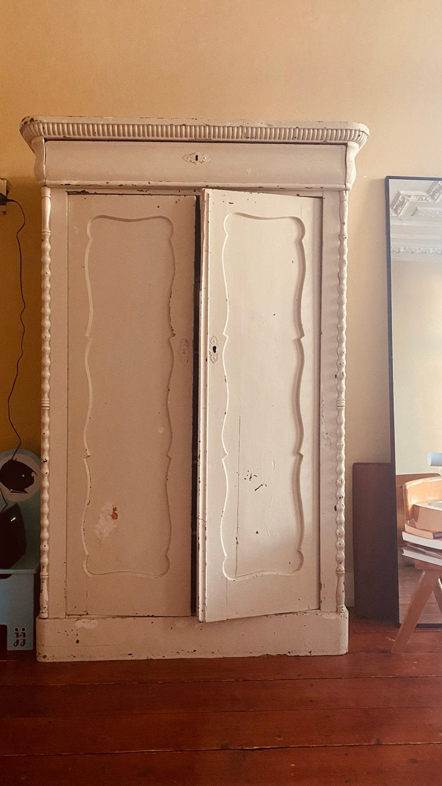 Witte Brocante Kast met Lades, Ophalen