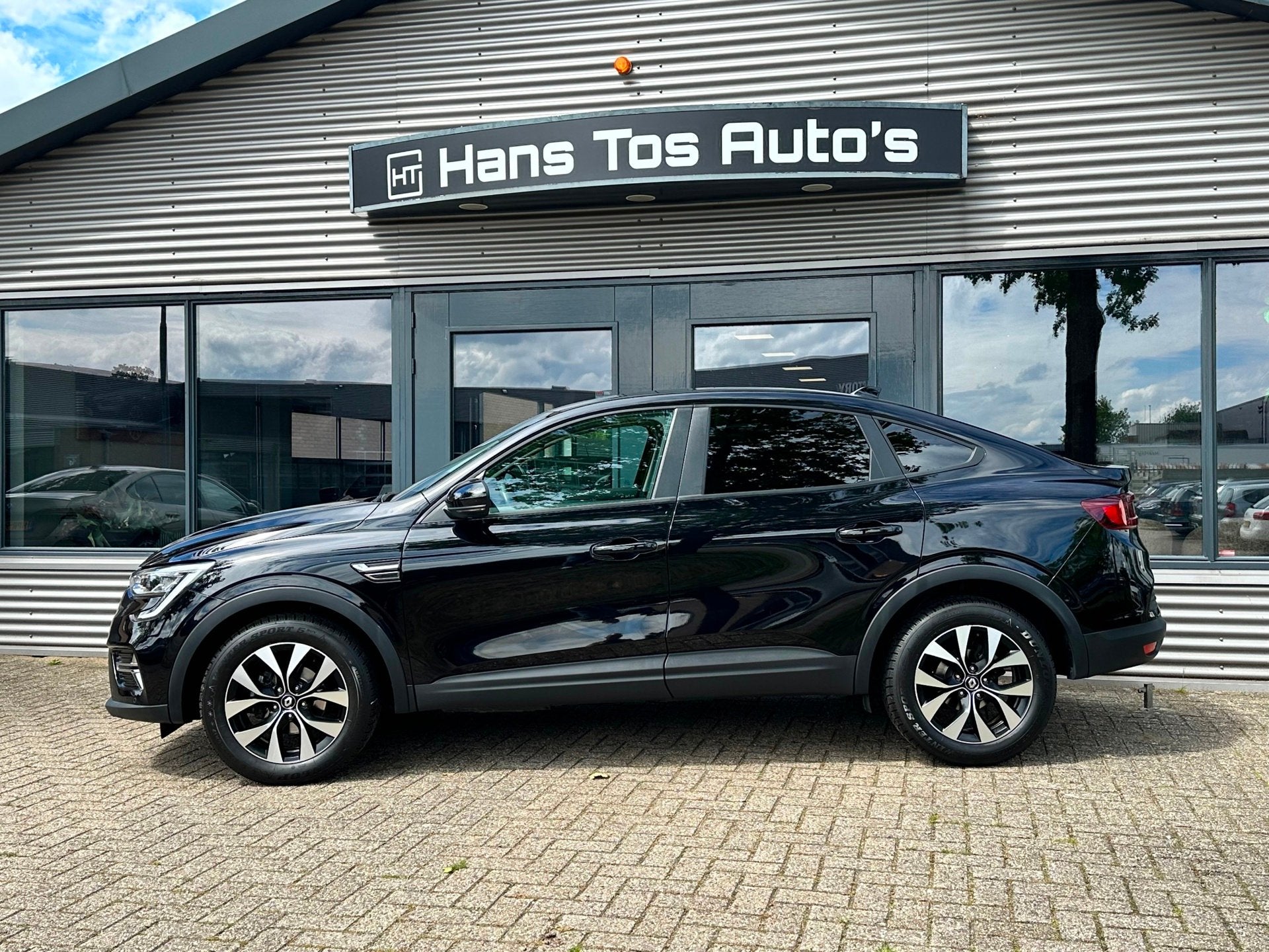 Renault ARKANA 1.3 mild hybrid 140pk AUTOMAAT / NAV /CAMERA, Auto's, Stof, Gebruikt, 4 cilinders, Zwart