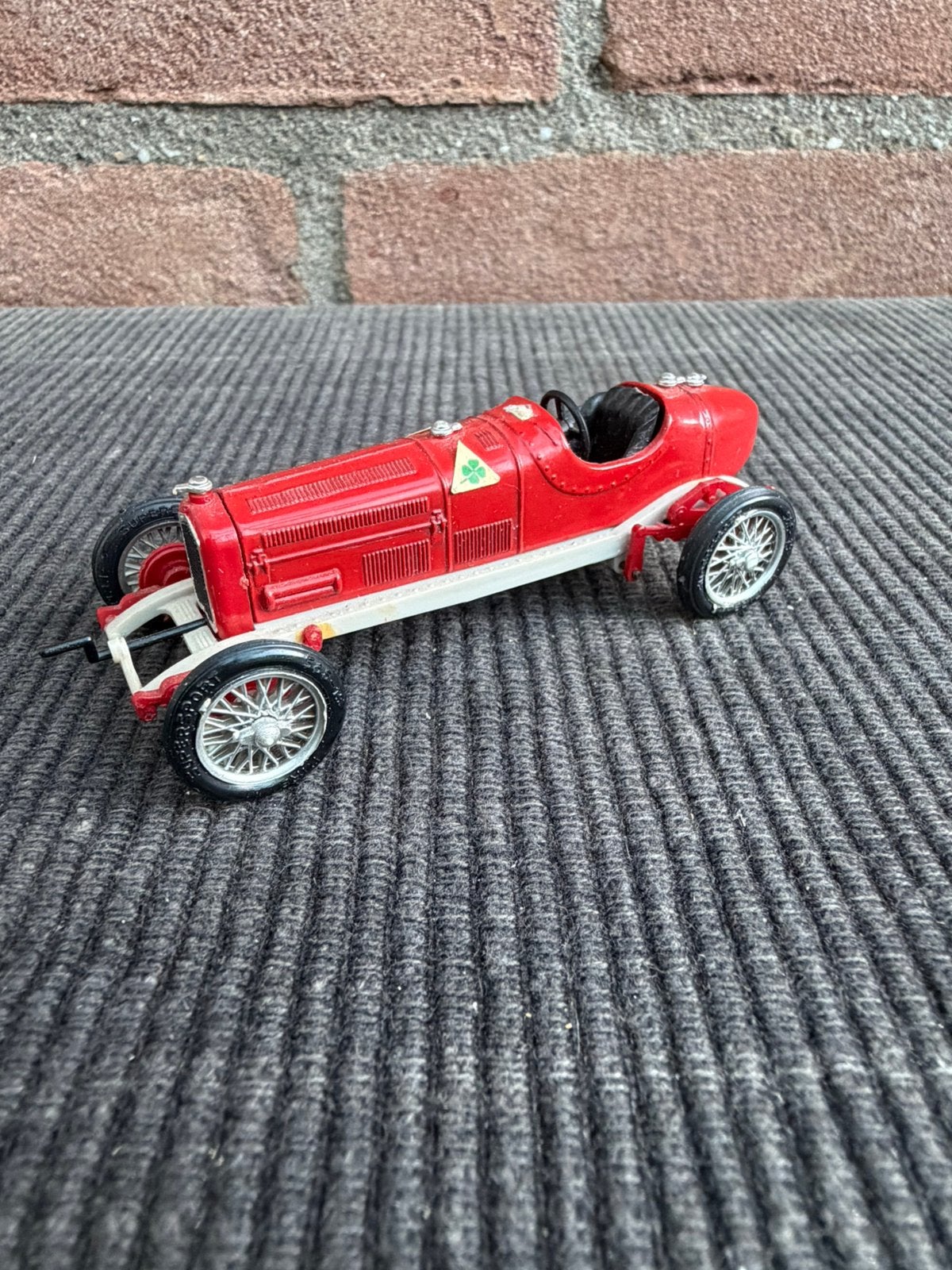 1:43 Rio 🇮🇹 F1 Alfa Romeo P2, Hobby en Vrije tijd, Modelauto's | 1:43, Ophalen of Verzenden, Gebruikt, Auto, Overige merken