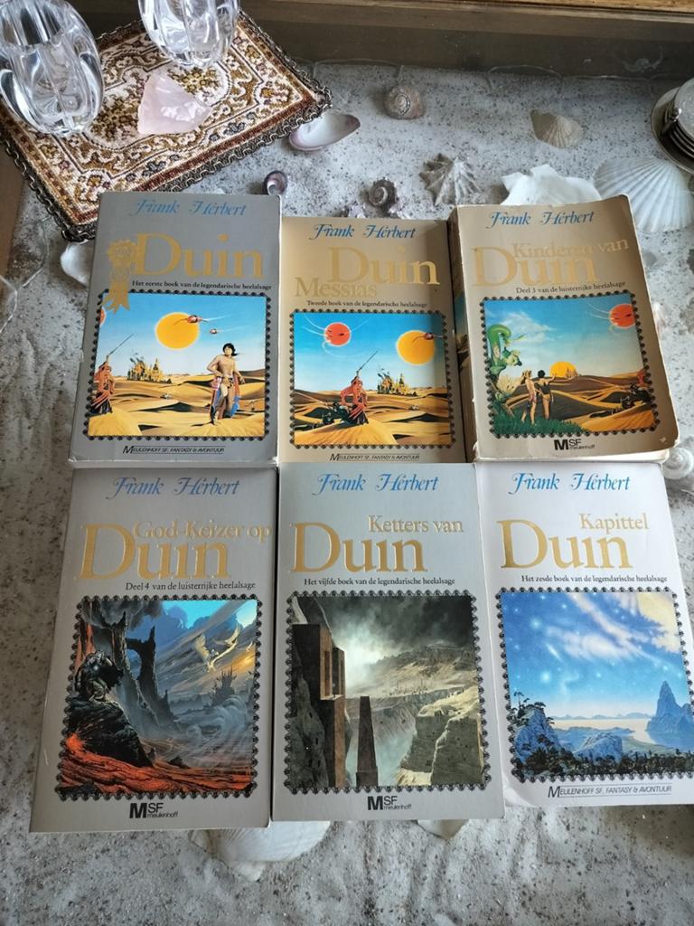 Frank Herbert - Duin serie (grijze Meulenhoff), Ophalen of Verzenden, Gelezen
