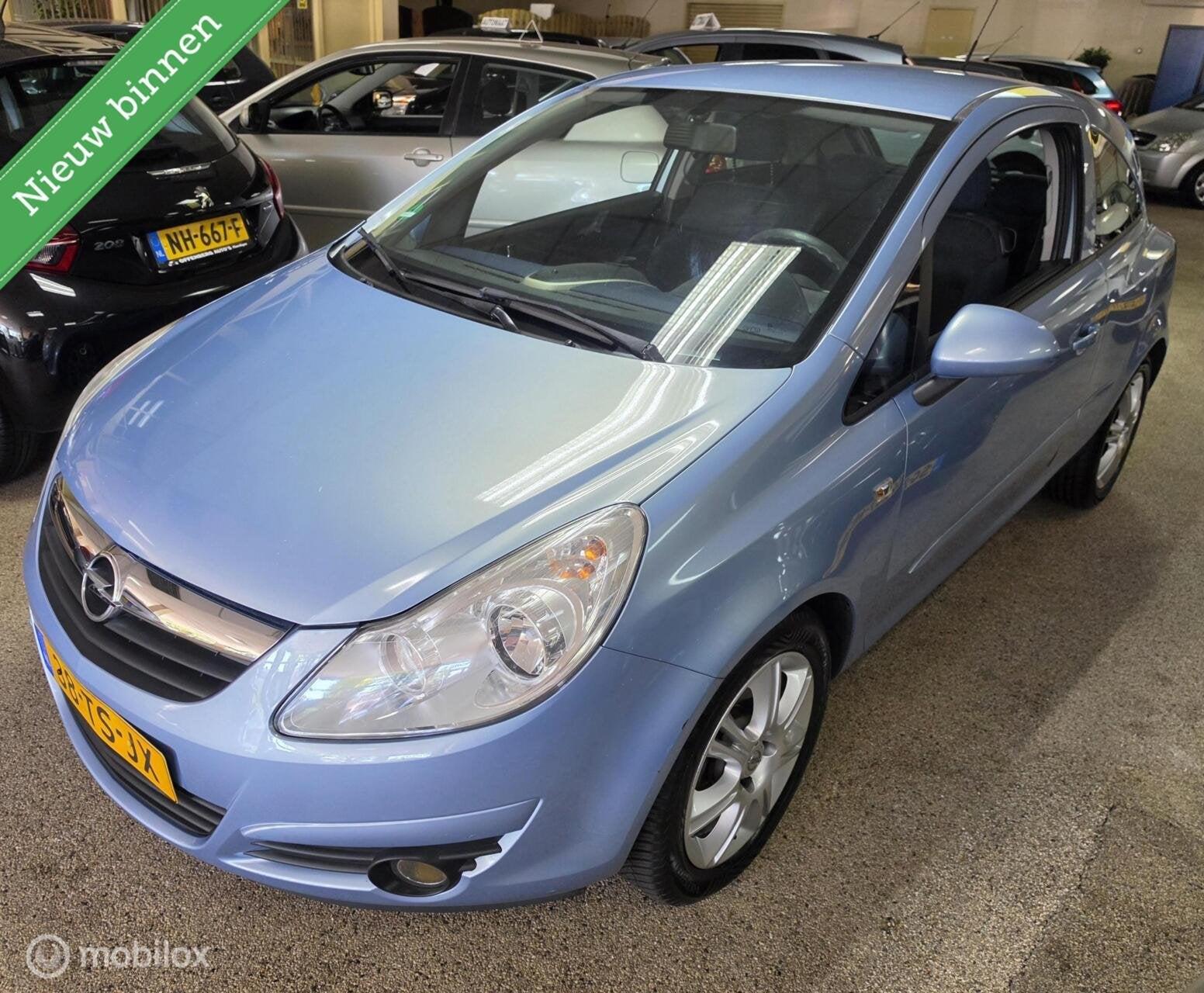 Opel Corsa 1.4-16V Cosmo AUTOMAAT, Auto's, Opel, 15 km/l, Gebruikt, 4 cilinders, Blauw
