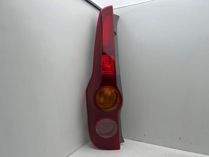 Achterlicht links van een Daihatsu Cuore, Gebruikt, Daihatsu, -, -