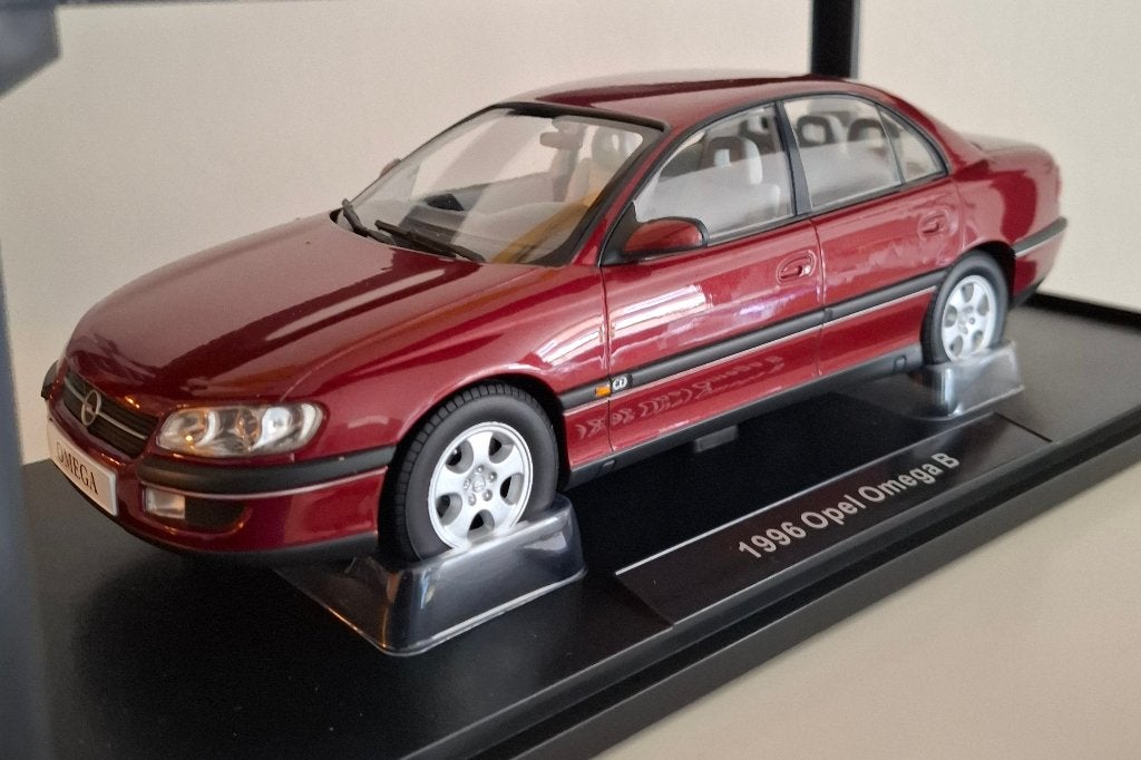 Opel Omega B - 1996 -, Hobby en Vrije tijd, Ophalen of Verzenden, Nieuw, Auto, Overige merken