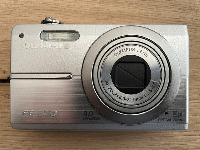 OLYMPUS - FE-370 - 8 MP - 5 X ZOOM, Ophalen, Compact, 8 Megapixel, Zo goed als nieuw