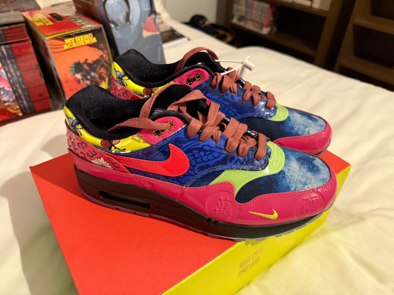 Nike Air Max 1 Chinese New Year Longevity 42.5, Ophalen of Verzenden, Zo goed als nieuw, Schoenen