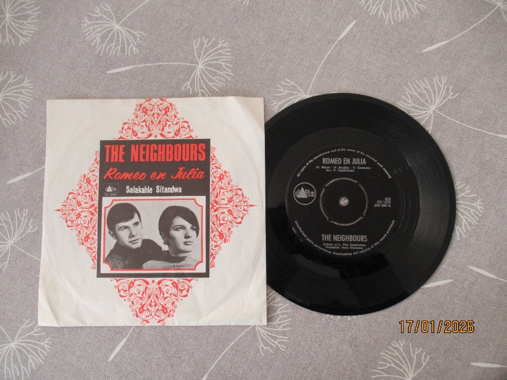 The Neighbours    Romeo en Julia, Originele persing, 7 inch, Ophalen of Verzenden, Zo goed als nieuw