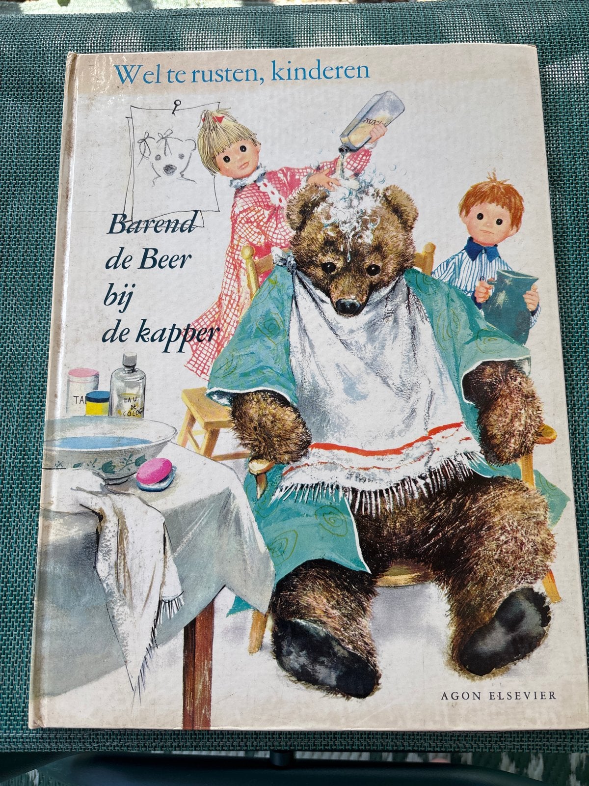 Barend de Beer bij de kapper - Vintage kinderboek, Boeken, Ophalen of Verzenden, Gelezen, Fictie algemeen