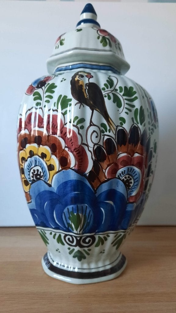 Original Delft siervazen, Ophalen