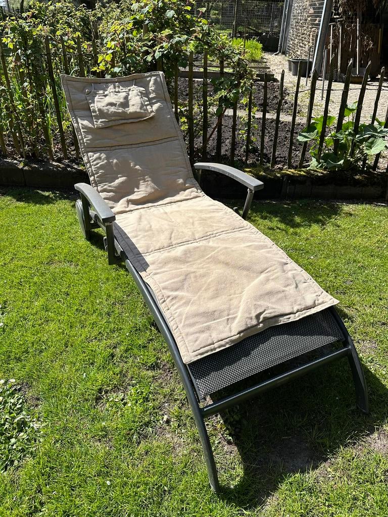 Verstelbaar ligbed Bellagio met wasbaar kussen, Tuin en Terras, Ligbedden, Gebruikt, Metaal, Verstelbaar, Ophalen