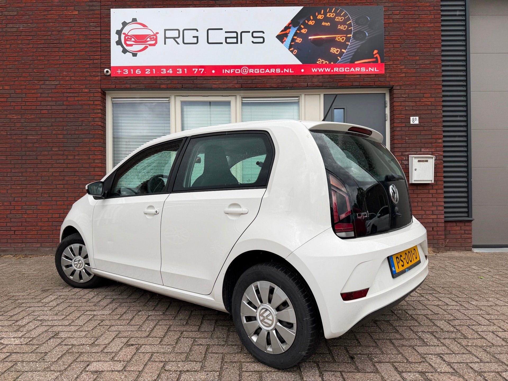 Volkswagen Up! 1.0 BMT move up! / 5DRS / Bluetooth / NAP, Auto's, Voorwielaandrijving, Stof, Gebruikt, Wit