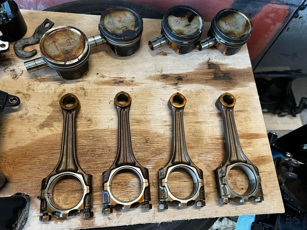 Drijfstangen Audi TT 1.8T BAM 224pk (20mm zuigerpen), Auto-onderdelen, Motor en Toebehoren, Ophalen of Verzenden, Gebruikt, Audi