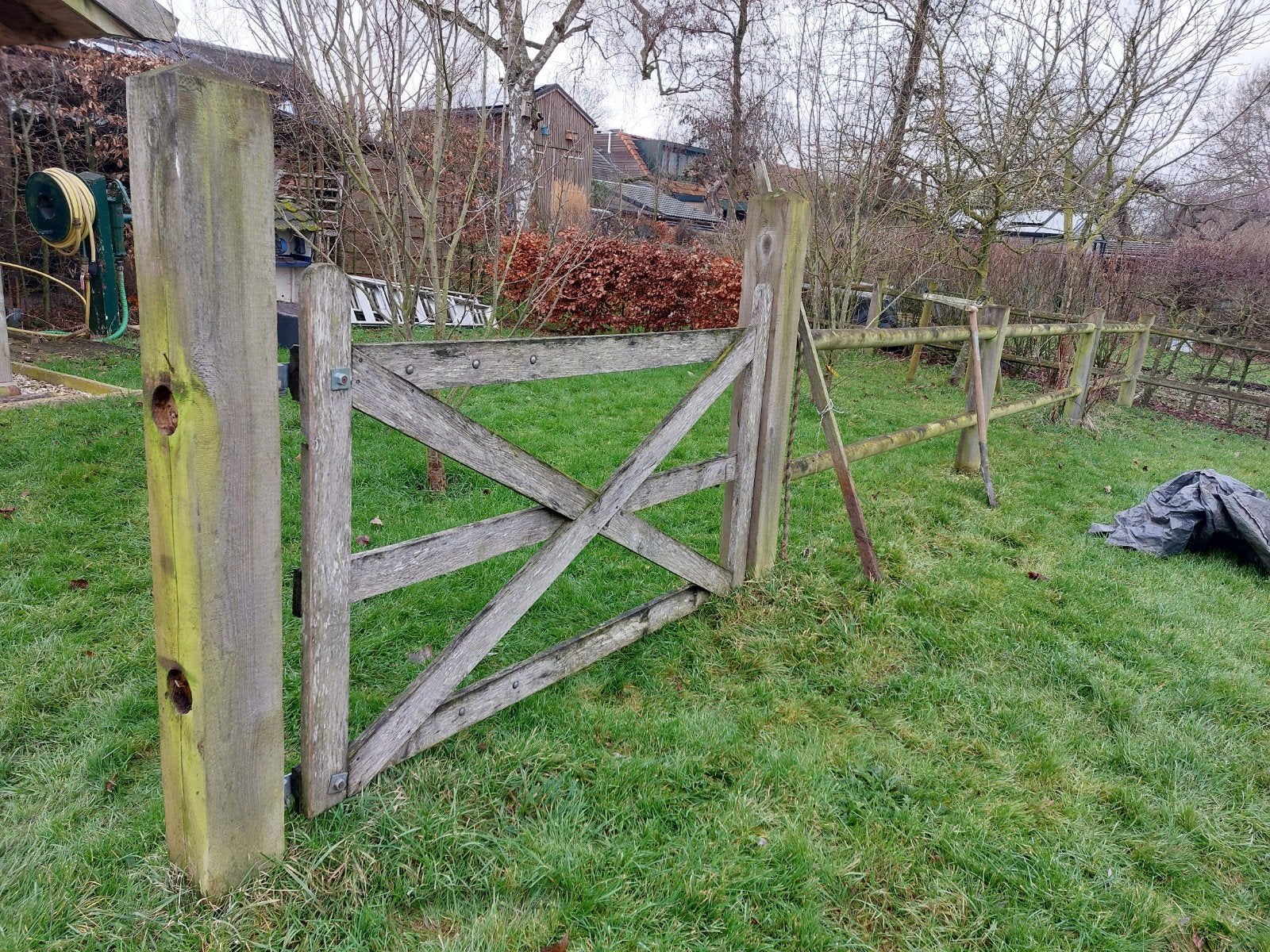 Robuust Douglas Houten Weidehek - incl. palen, Ophalen, Met poort, Gebruikt, Tuinhek