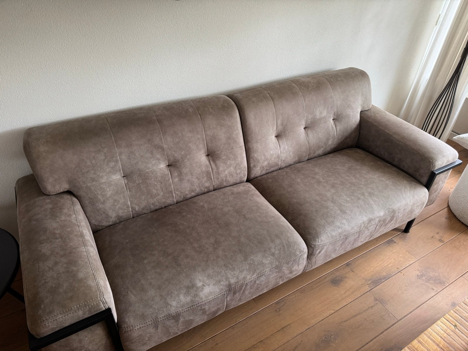Taupe kleurige industriële bank, Ophalen, Overige materialen, 75 tot 100 cm, Zo goed als nieuw