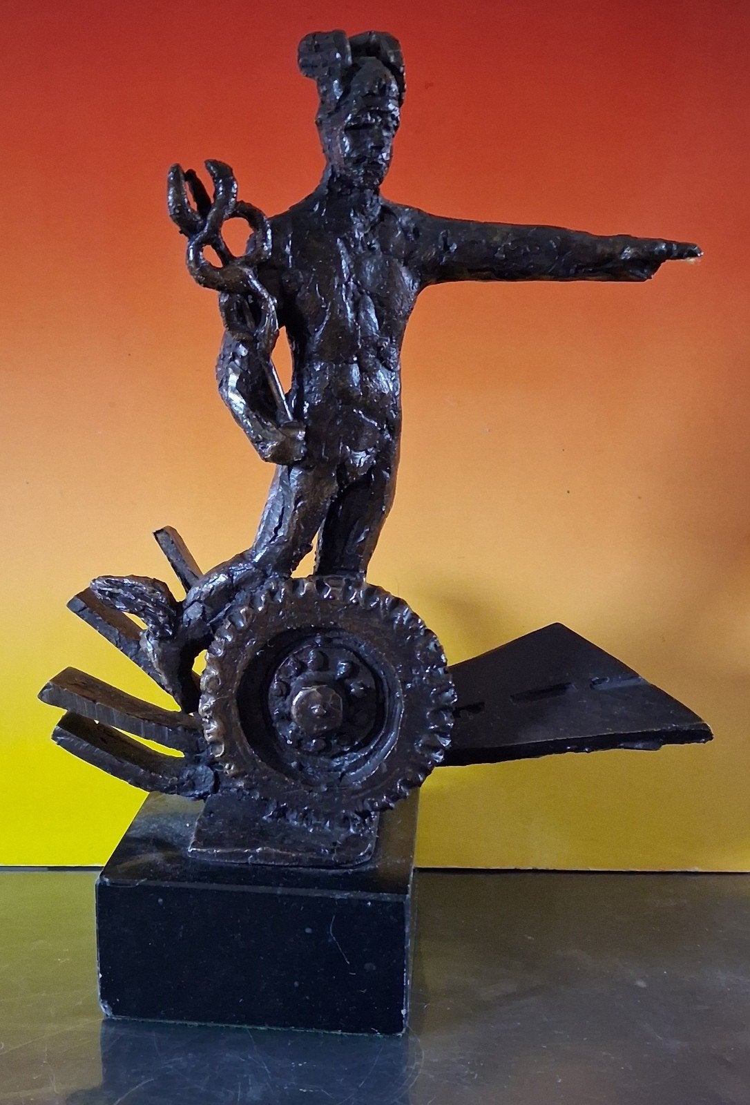 Jaap Hartman/Myron. Sculptuur. Brons. Sign.  19.5 cm., Ophalen of Verzenden, Zo goed als nieuw, Mens