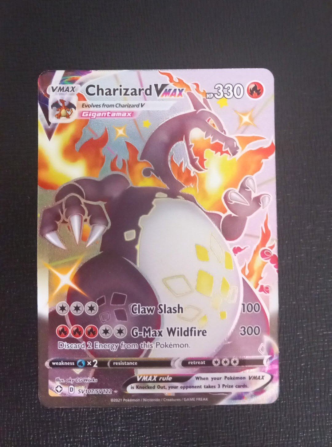 Charizard Vmax shiny, Ophalen, Zo goed als nieuw, Losse kaart, Foil