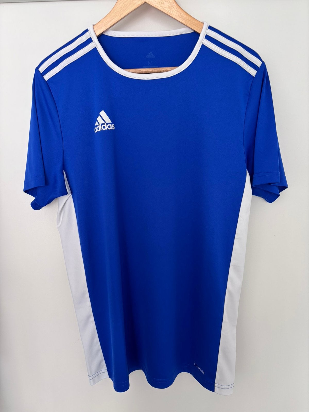 Adidas T-shirt, Ophalen of Verzenden, Zo goed als nieuw, Algemeen, Maat 48/50 (M)