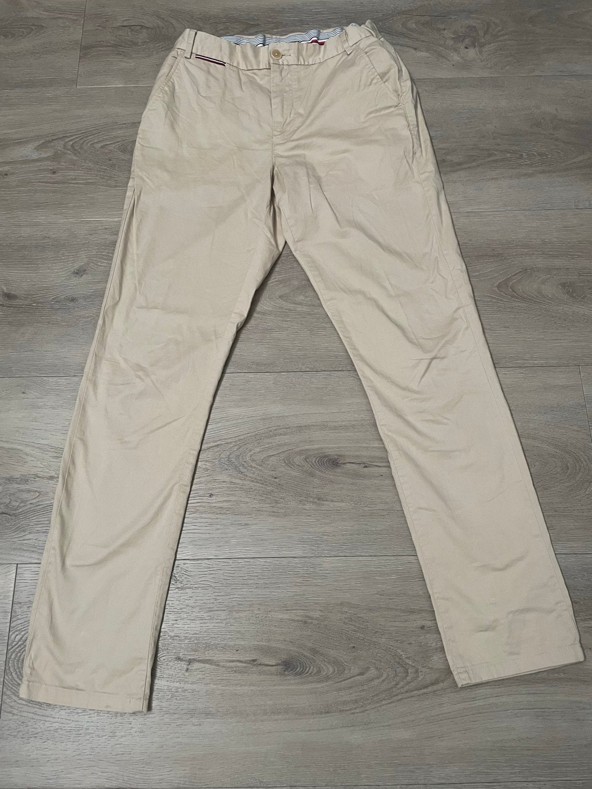 Tommy Hilfiger pantalon maat 176, Kleding | Heren, Ophalen of Verzenden, Gedragen, Overige maten, Beige