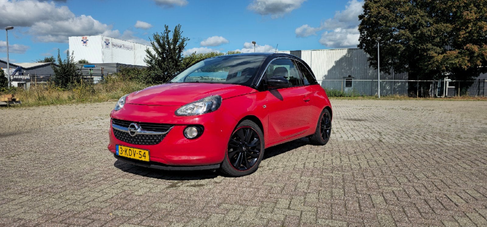 Opel ADAM 1.4-16V Ecoflex 74KW 2013 Rood, Auto's, Voorwielaandrijving, ADAM, 40 €/maand, 1398 cc