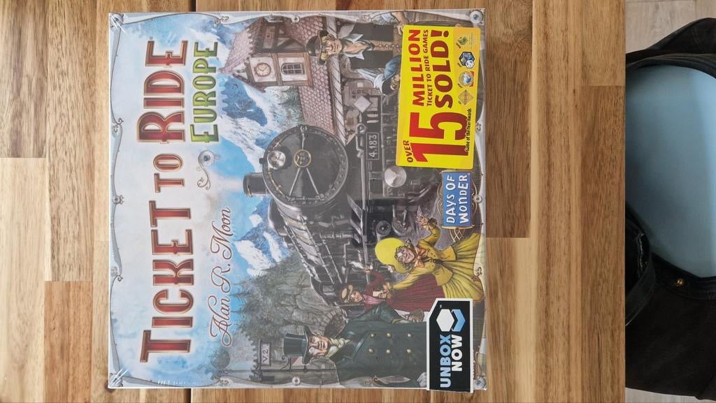 Ticket to Ride Europe - nieuw, Hobby en Vrije tijd, Gezelschapsspellen | Bordspellen, Ophalen of Verzenden, Nieuw