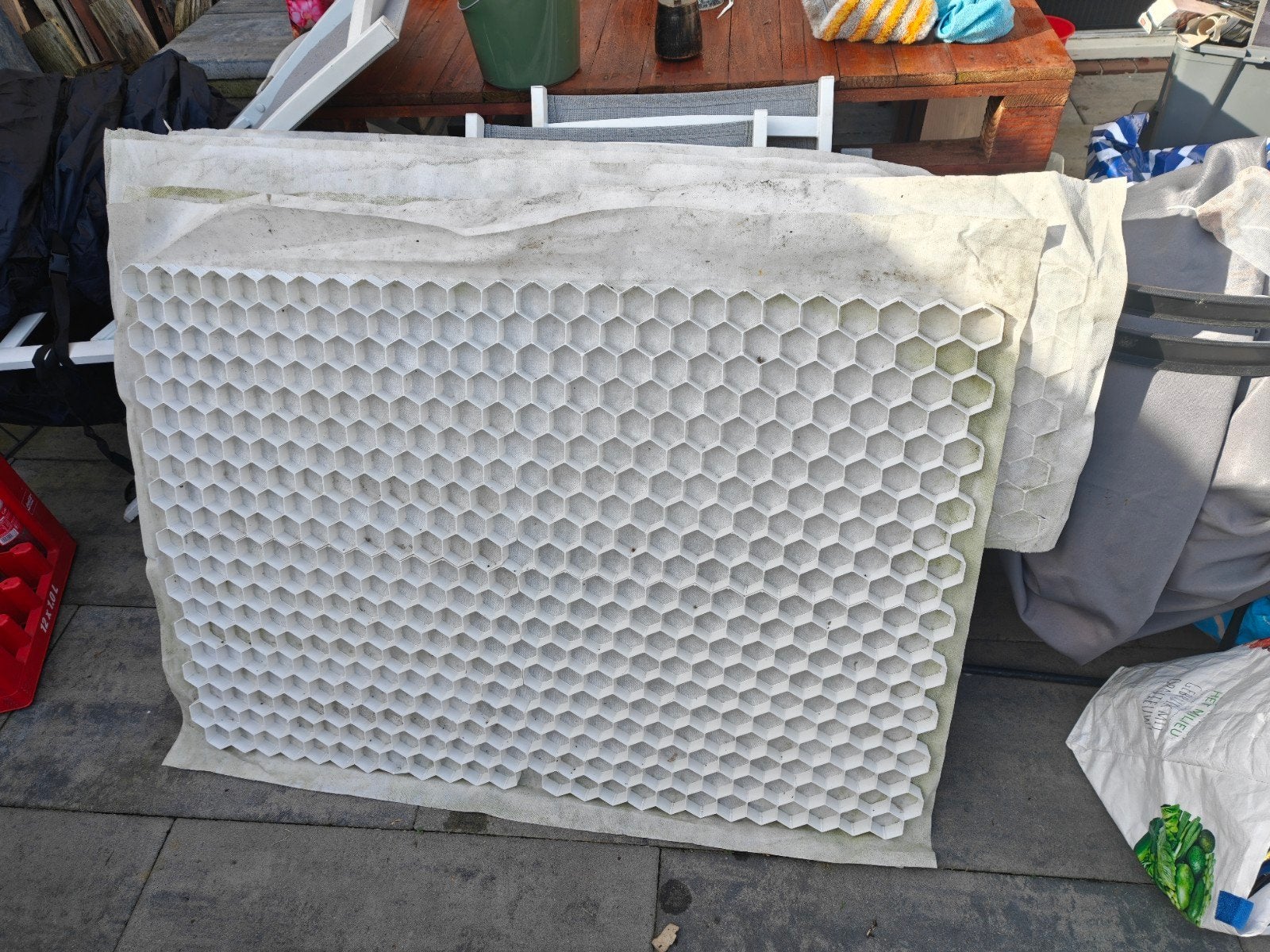 Grind en grindplaten voor oprit of tuin, Tuin en Terras, Ophalen, Zo goed als nieuw, Grijs, Grind