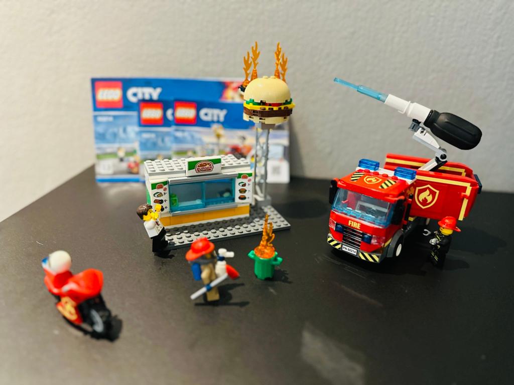 Lego city 60214 Brand in hamburgertent, Compleet, City, Lego, Ophalen of Verzenden