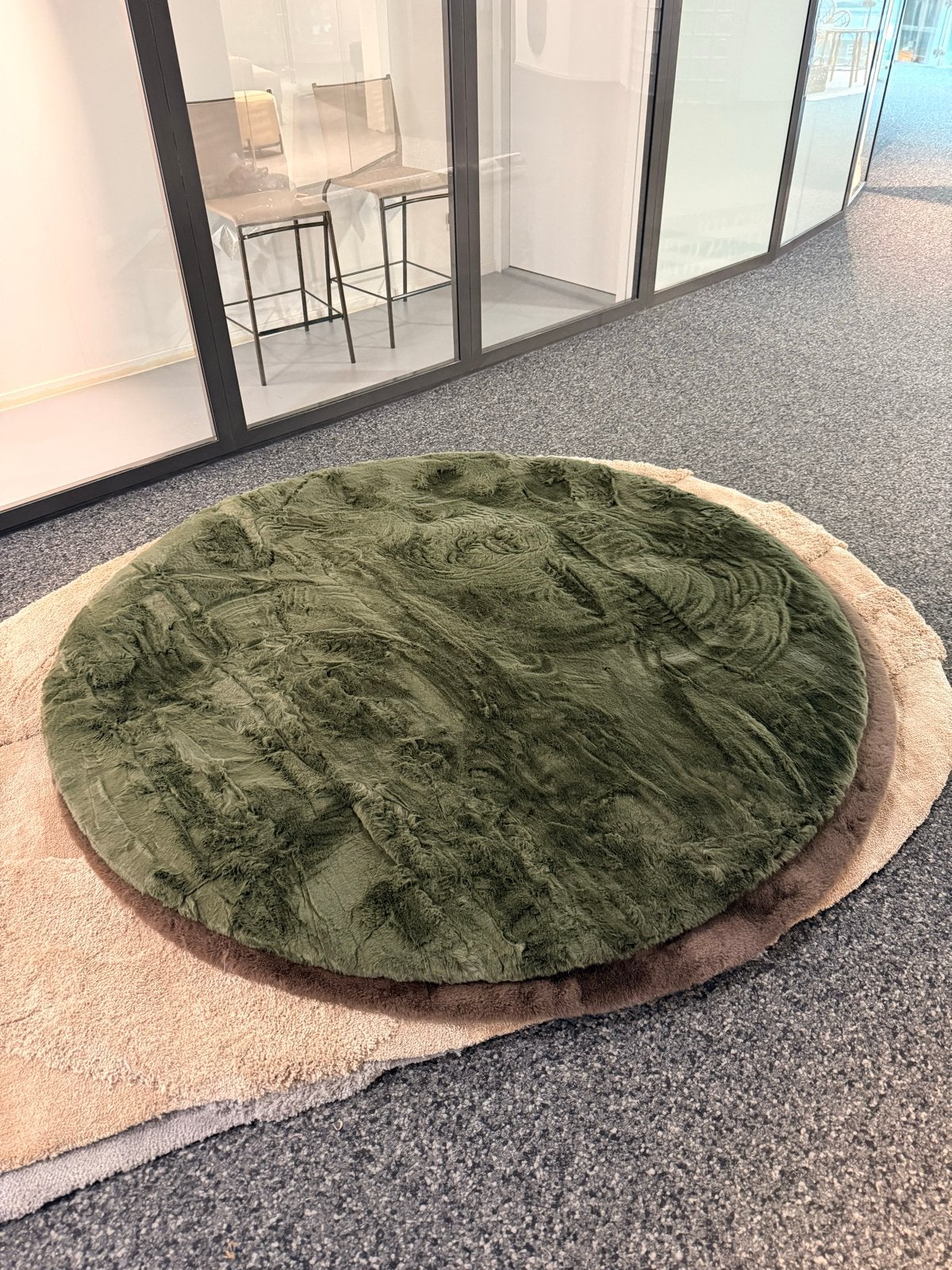 Rond Vloerkleed Groen - Zacht en Stijlvol, Ophalen, Rond, Zo goed als nieuw, 200 cm of meer