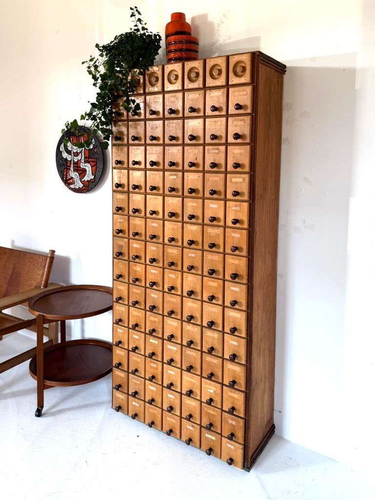 Vintage XL ladekast/apothekerskast, Duitsland ‘30, Ophalen of Verzenden, Zo goed als nieuw, Minder dan 150 cm, Eikenhout