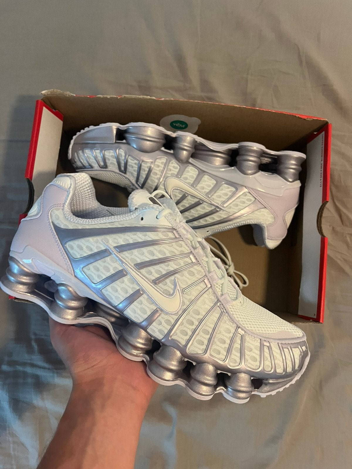 Nike Shox TL Wit Barely Grape - Maat 44, Wit, Nieuw, Ophalen of Verzenden, Sneakers of Gympen