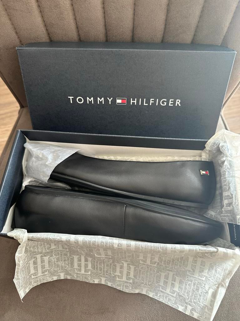 Tommy Hilfiger Ballerina's Zwart Maat 39 Nieuw in Doos, Ophalen of Verzenden, Nieuw, Zwart, Ballerina's