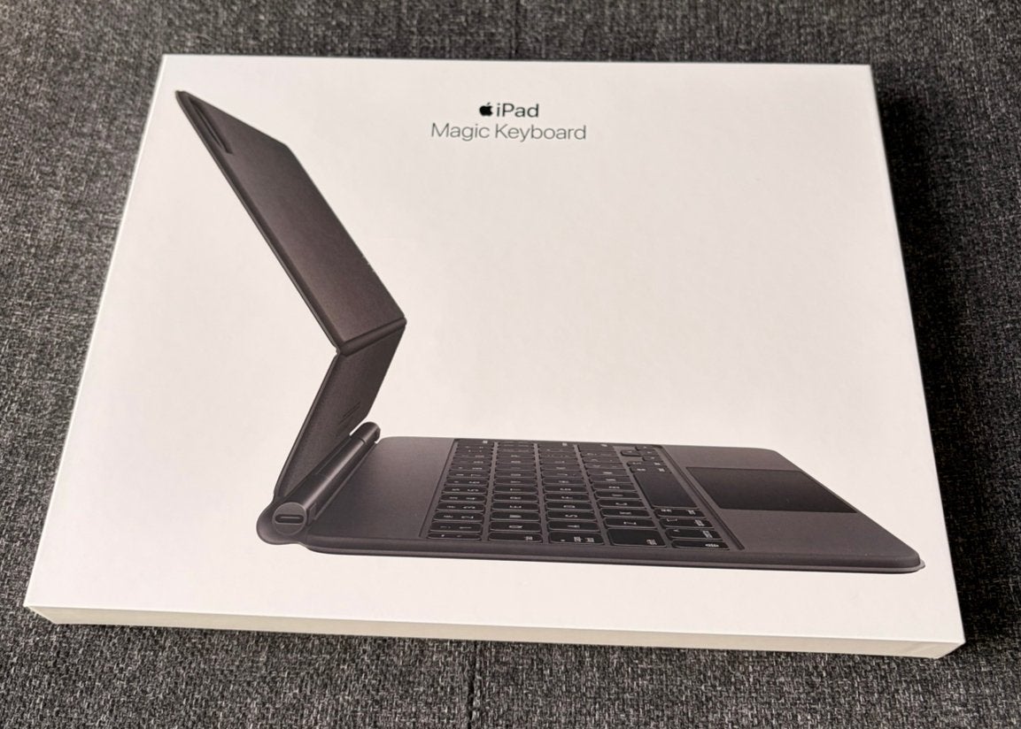 Apple Magic Keyboard, Apple Pencil 2gen + extras, Ophalen, Zo goed als nieuw, 11 inch, Bescherming voor- en achterkant