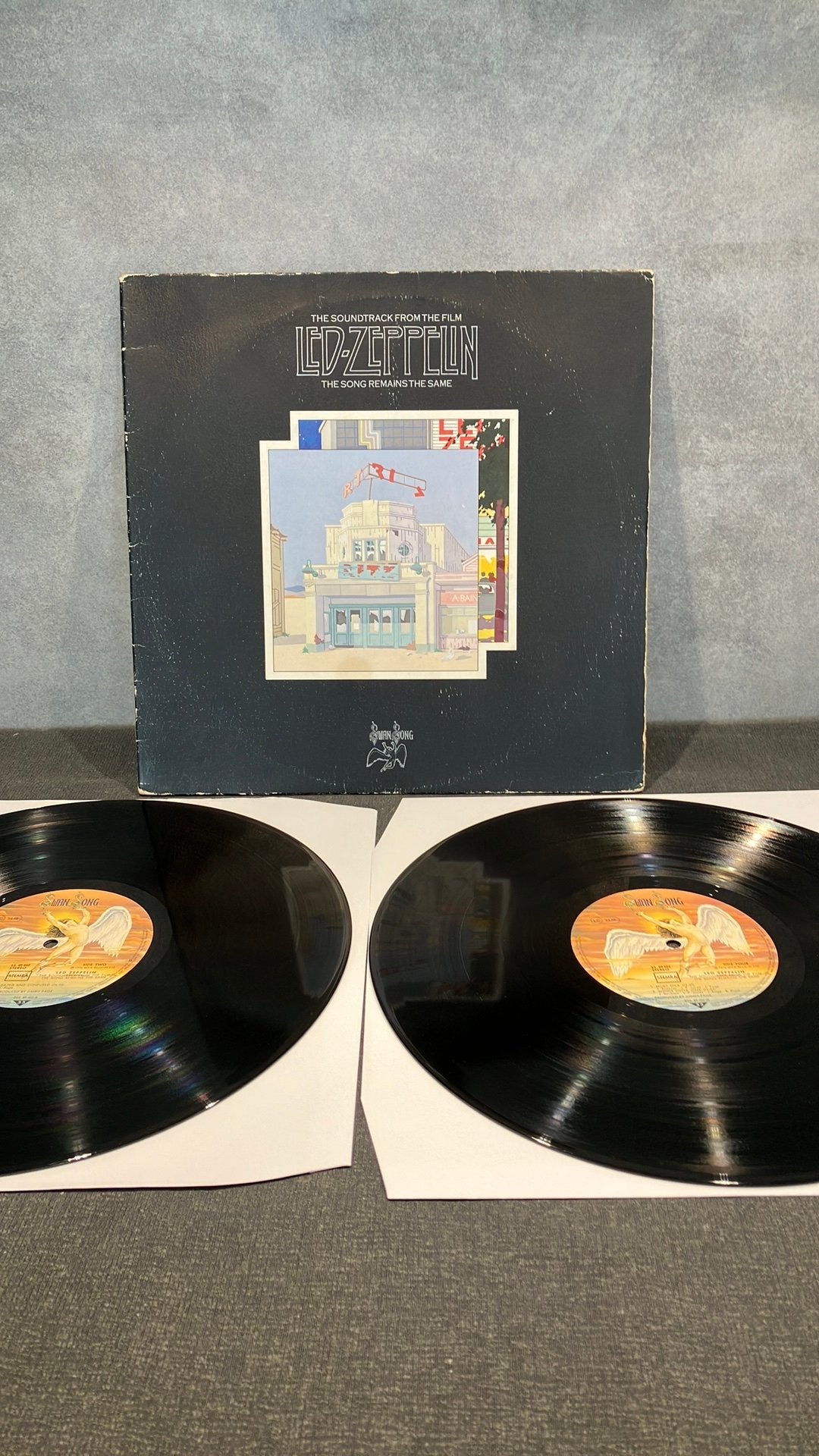 Led Zeppelin — The Song Remains The Same, Originele persing, Gebruikt, Ophalen of Verzenden, 1970 - 1979
