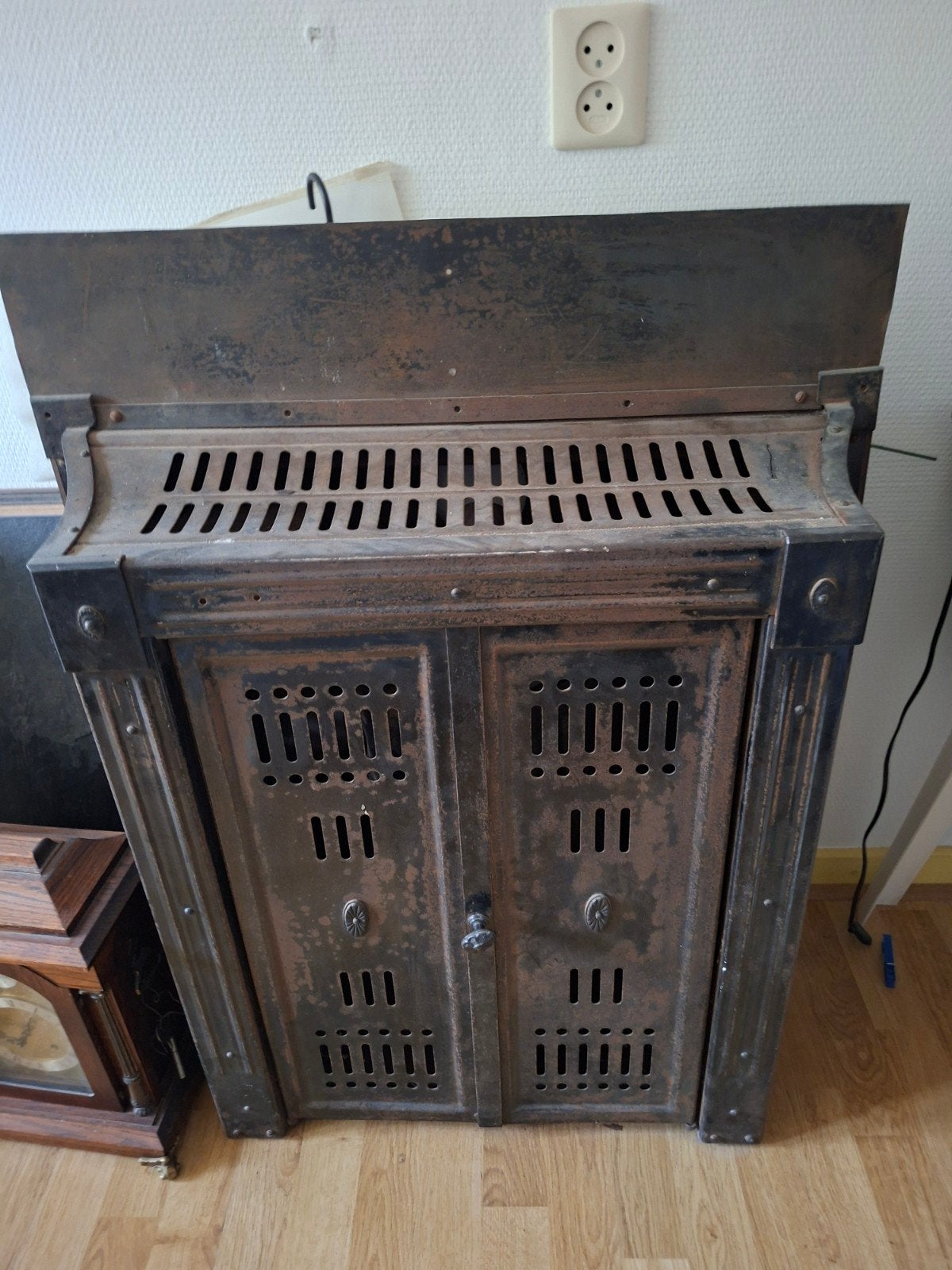 Antieke Kolenkachel - Decoratieve Vrijstaande Kachel, Huis en Inrichting, Ophalen, Gebruikt, Overige brandstoffen, Vrijstaand