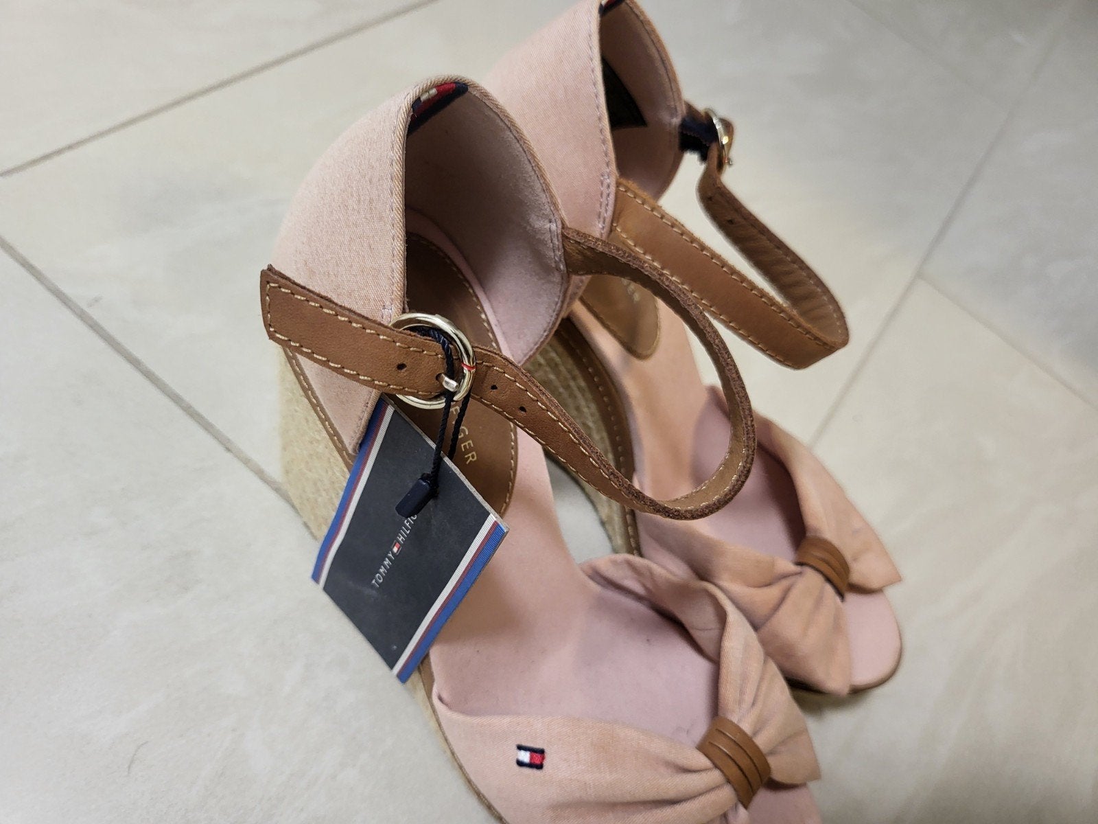 Tommy Hilfiger Espadrille Sandalen - Nieuw met kaartjes 36, Ophalen of Verzenden, Nieuw, Roze, Sandalen of Muiltjes