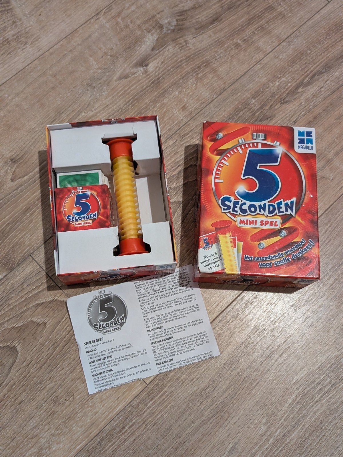 5 Seconden Mini Spel - Het razendsnelle woordspel!, Drie of vier spelers, Ophalen of Verzenden, Gebruikt, Megableu