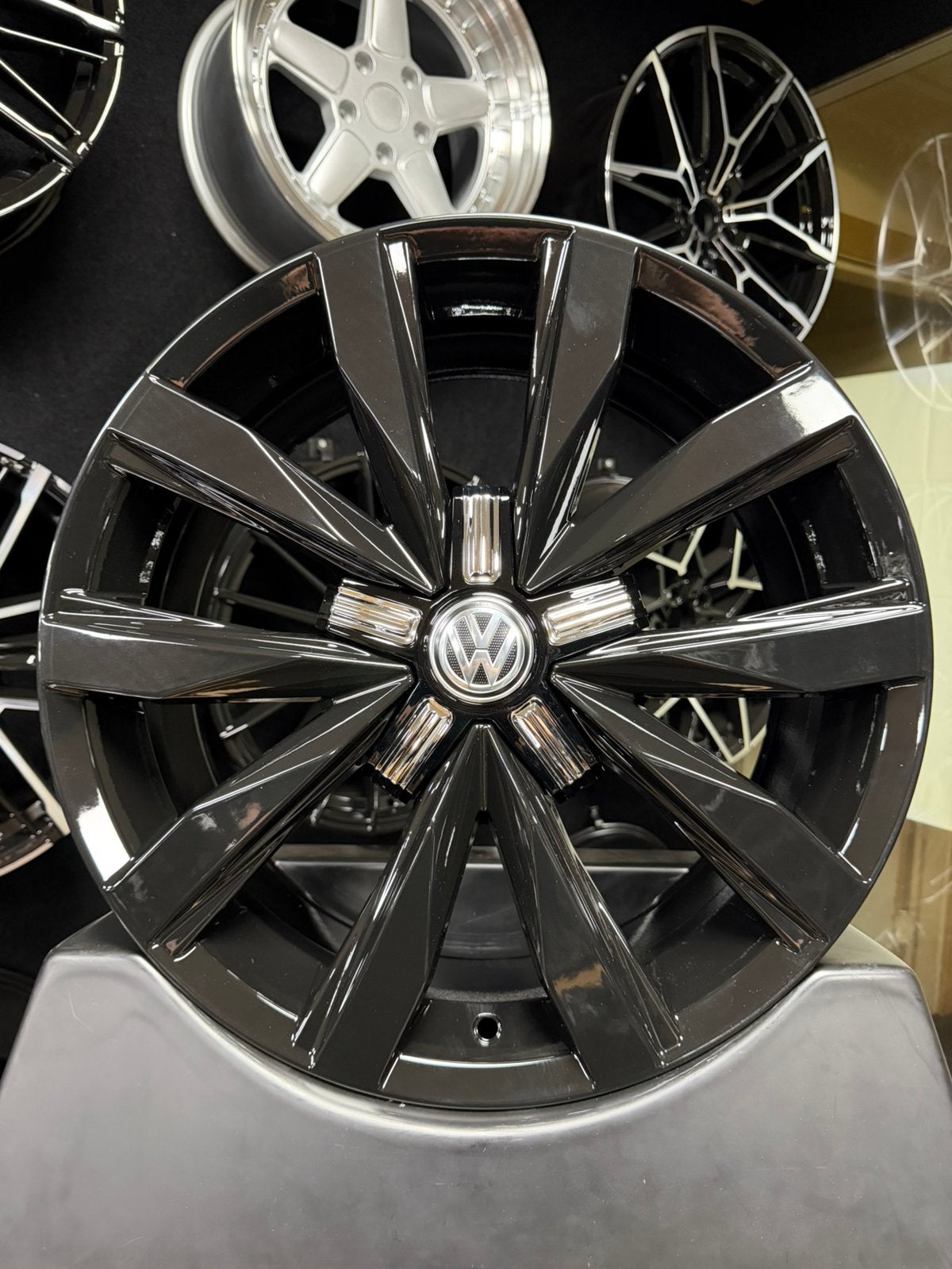 18 inch velgen voor Volkswagen 5x120 Springfield Transporter